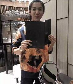 关晓彤鹿晗最新爆料图片,甜蜜瞬间曝光，恋情升温引热议